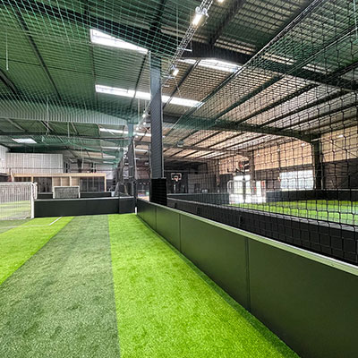 3 terrains de foot intérieurs 5x5 ou 6x6