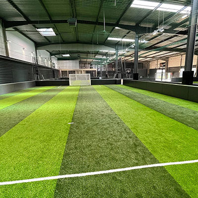 3 terrains de foot intérieurs 5x5 ou 6x6