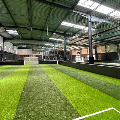 3 terrains de foot intérieurs 5x5 ou 6x6